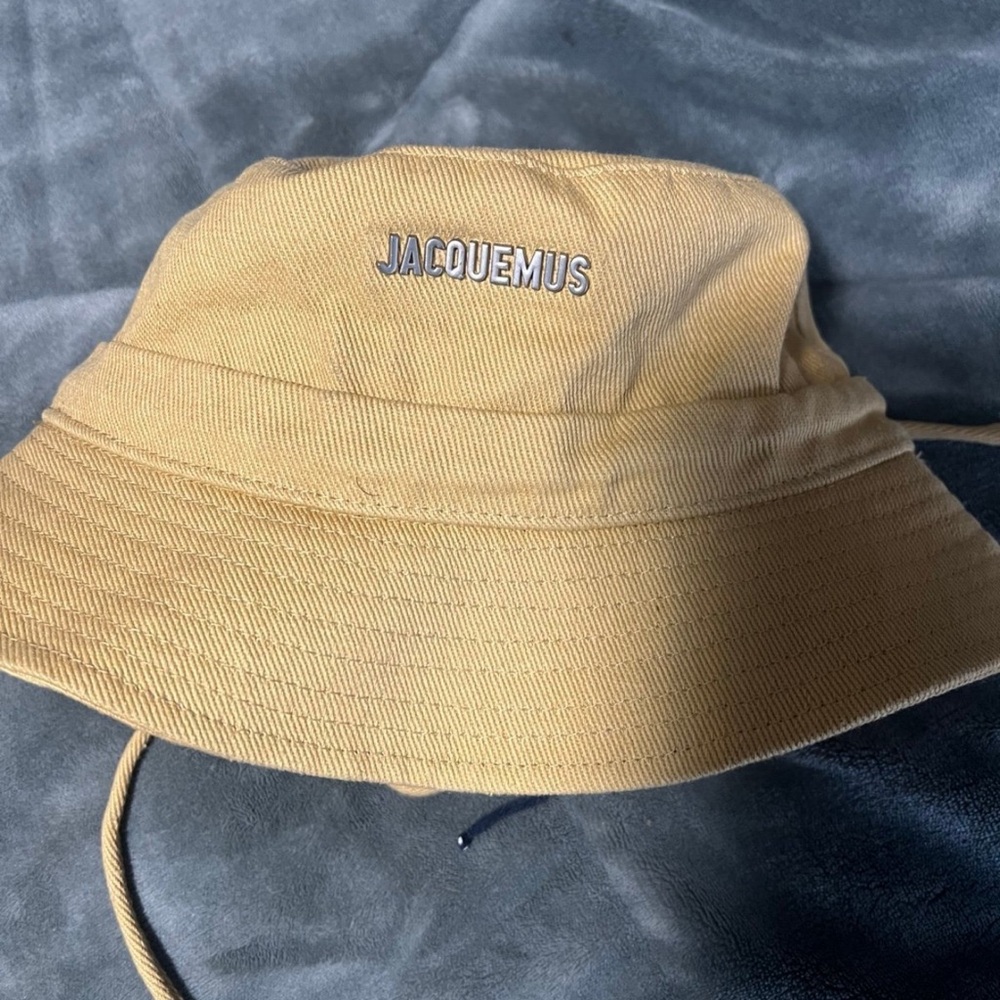 Jacquemus Beige Bucket Hat